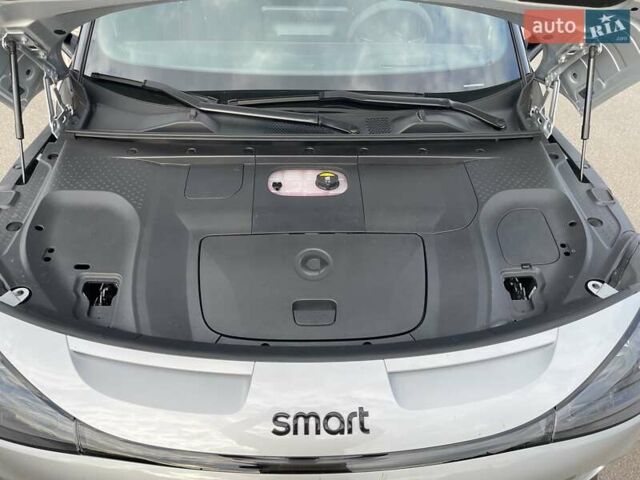 Серый Смарт #1, объемом двигателя 0 л и пробегом 12 тыс. км за 39999 $, фото 16 на Automoto.ua