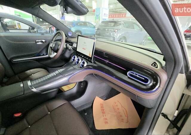 Белый Смарт 3, объемом двигателя 0 л и пробегом 22 тыс. км за 30000 $, фото 7 на Automoto.ua