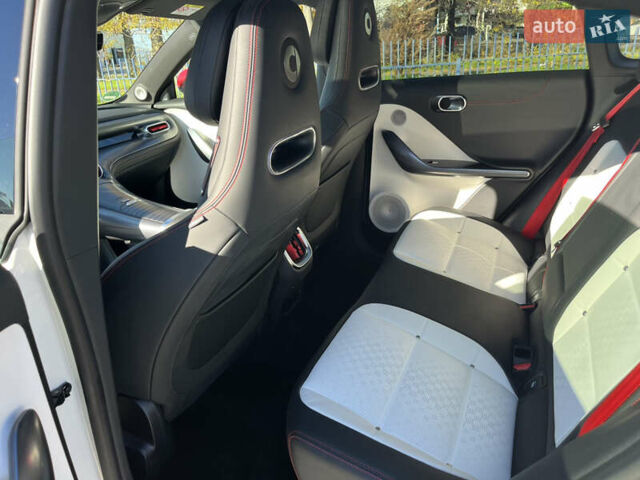 Смарт 3 2024 у Одесі на Automoto.ua Білий Смарт 3, об'ємом двигуна 0 л та пробігом 1 тис. км за 40900 $, фото 28 на Automoto.ua