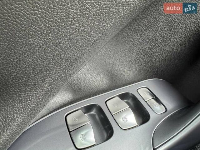 Сірий Смарт 3, об'ємом двигуна 0 л та пробігом 19 тис. км за 34490 $, фото 14 на Automoto.ua
