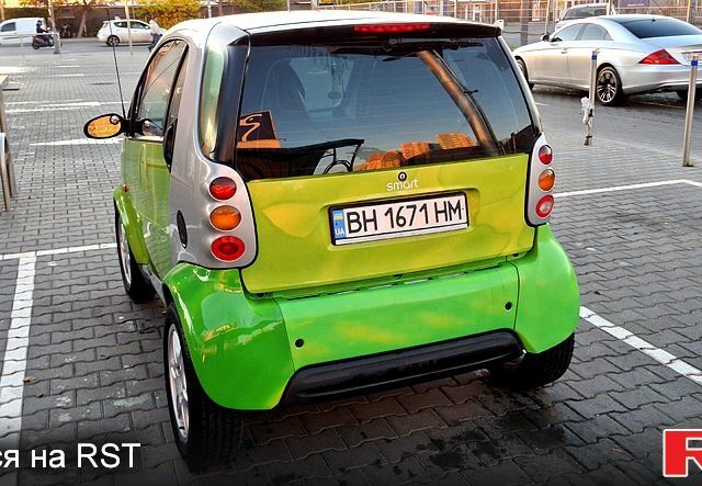 Серый Смарт Сити, объемом двигателя 0.6 л и пробегом 200 тыс. км за 2300 $, фото 4 на Automoto.ua