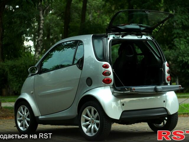 Сірий Смарт City, об'ємом двигуна 0.6 л та пробігом 260 тис. км за 3500 $, фото 3 на Automoto.ua