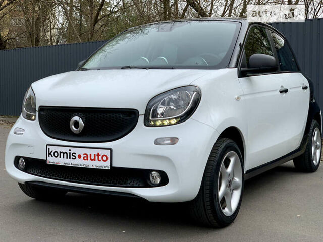 Білий Смарт Forfour, об'ємом двигуна 1 л та пробігом 64 тис. км за 7499 $, фото 10 на Automoto.ua