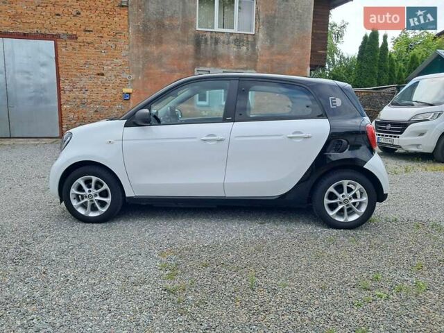 Білий Смарт Forfour, об'ємом двигуна 0 л та пробігом 105 тис. км за 7000 $, фото 8 на Automoto.ua