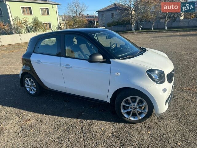 Білий Смарт Forfour, об'ємом двигуна 0 л та пробігом 82 тис. км за 8000 $, фото 5 на Automoto.ua