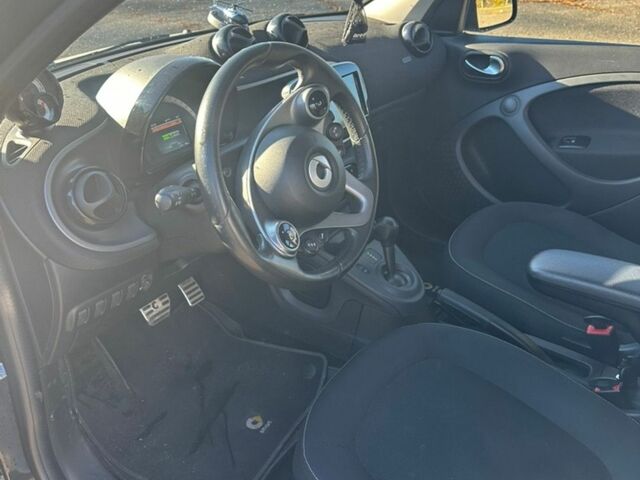 Білий Смарт Forfour, об'ємом двигуна 0 л та пробігом 82 тис. км за 8000 $, фото 7 на Automoto.ua