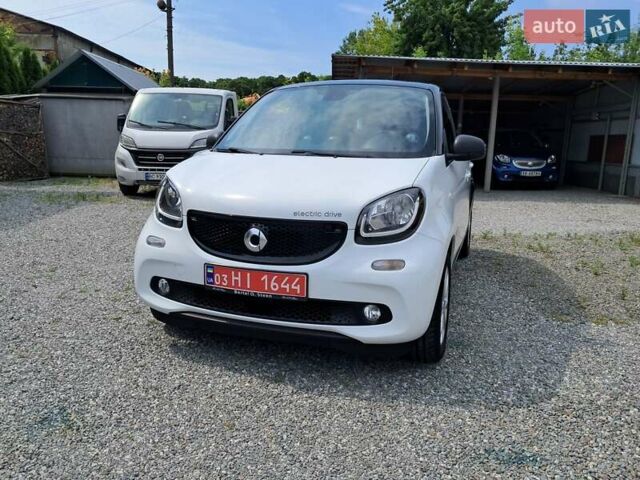 Білий Смарт Forfour, об'ємом двигуна 0 л та пробігом 105 тис. км за 7000 $, фото 1 на Automoto.ua