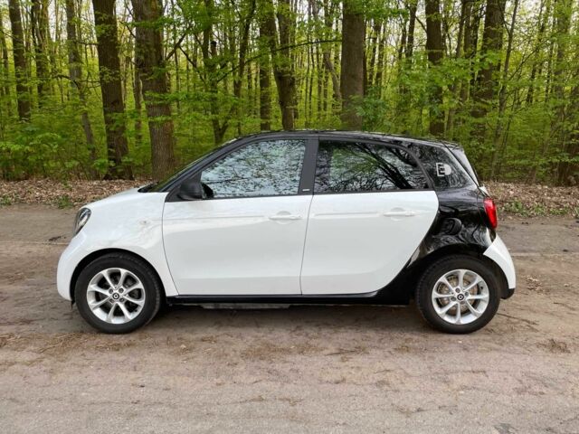 Білий Смарт Forfour, об'ємом двигуна 0 л та пробігом 69 тис. км за 7900 $, фото 1 на Automoto.ua