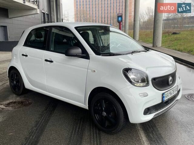Білий Смарт Forfour, об'ємом двигуна 0 л та пробігом 41 тис. км за 8800 $, фото 8 на Automoto.ua