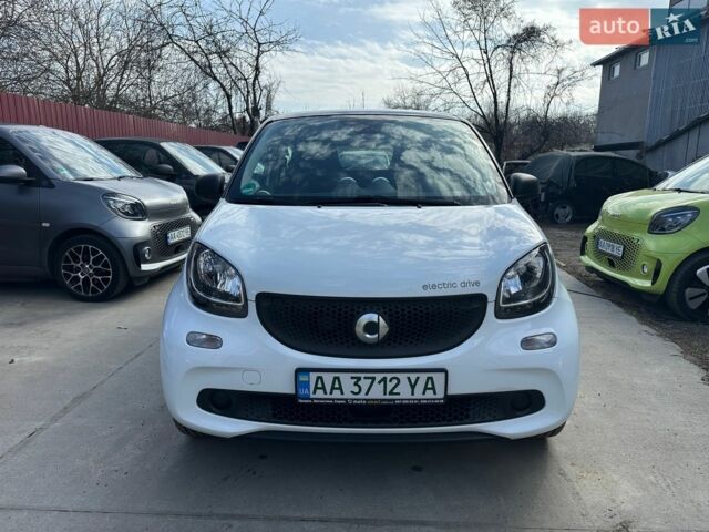 Білий Смарт Forfour, об'ємом двигуна 0 л та пробігом 22 тис. км за 10750 $, фото 3 на Automoto.ua
