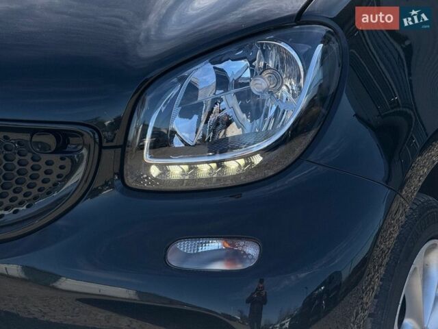 Білий Смарт Forfour, об'ємом двигуна 0 л та пробігом 47 тис. км за 9490 $, фото 6 на Automoto.ua