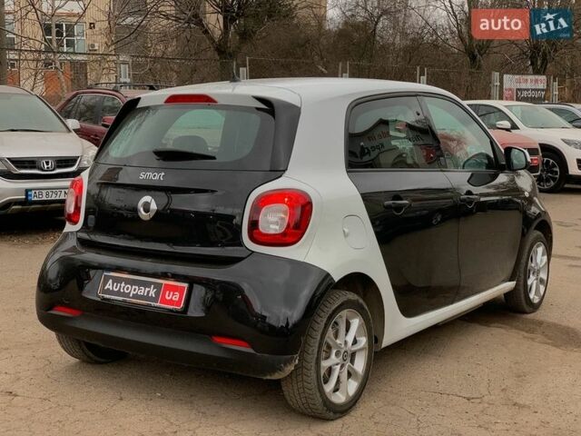 Білий Смарт Forfour, об'ємом двигуна 0 л та пробігом 47 тис. км за 9640 $, фото 4 на Automoto.ua