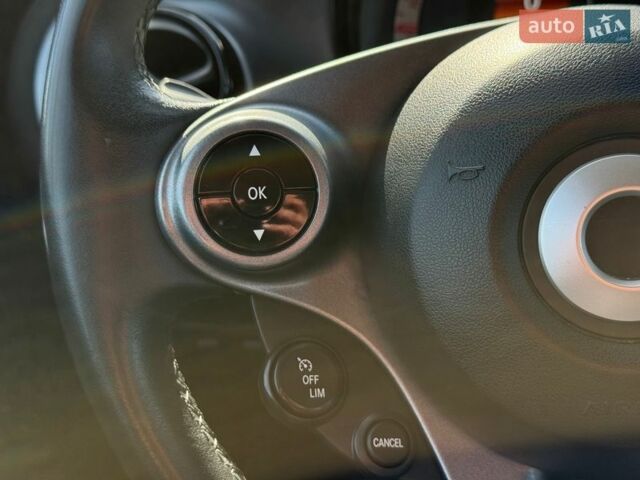 Білий Смарт Forfour, об'ємом двигуна 0 л та пробігом 47 тис. км за 9490 $, фото 40 на Automoto.ua