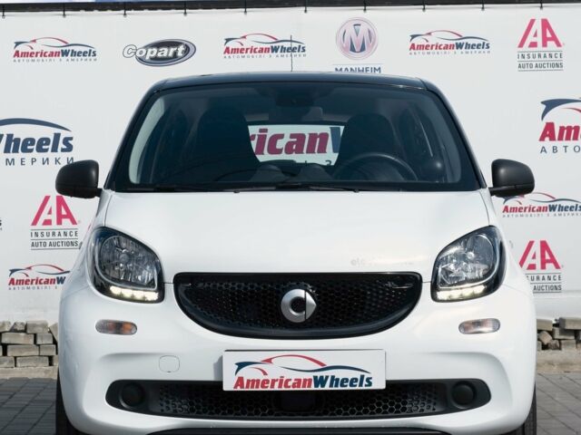 Білий Смарт Forfour, об'ємом двигуна 0 л та пробігом 24 тис. км за 14400 $, фото 2 на Automoto.ua