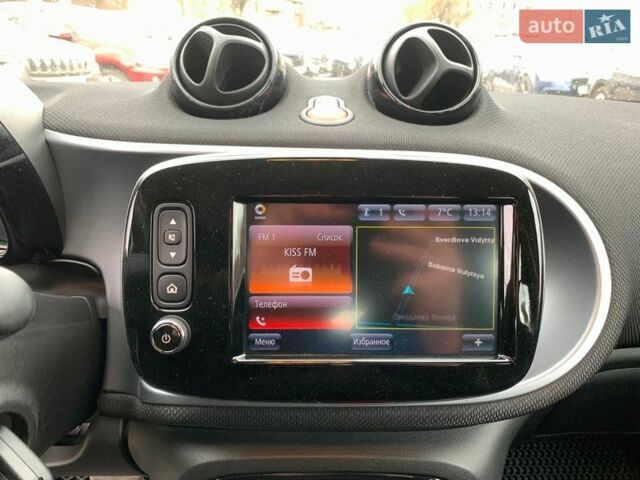 Білий Смарт Forfour, об'ємом двигуна 0 л та пробігом 47 тис. км за 9640 $, фото 18 на Automoto.ua