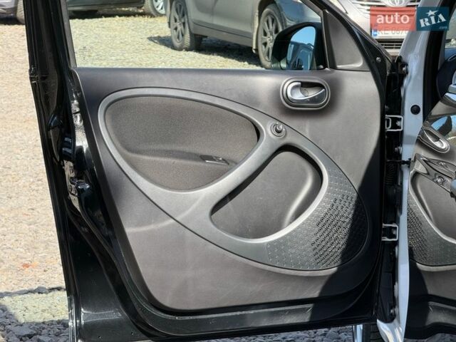 Білий Смарт Forfour, об'ємом двигуна 0 л та пробігом 47 тис. км за 9490 $, фото 19 на Automoto.ua