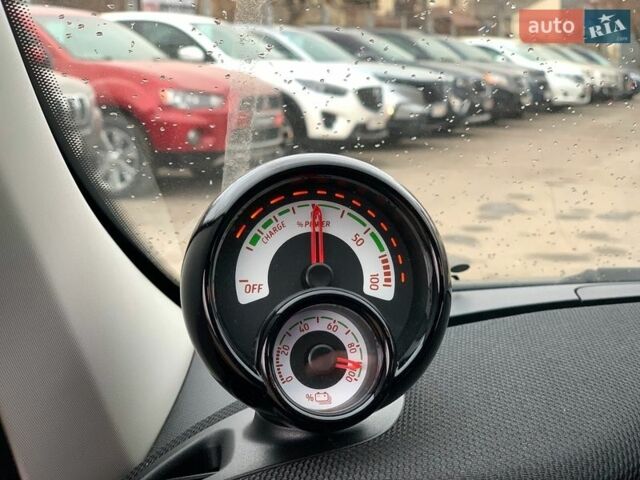 Білий Смарт Forfour, об'ємом двигуна 0 л та пробігом 47 тис. км за 9640 $, фото 21 на Automoto.ua
