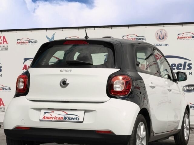 Білий Смарт Forfour, об'ємом двигуна 0 л та пробігом 24 тис. км за 14400 $, фото 3 на Automoto.ua