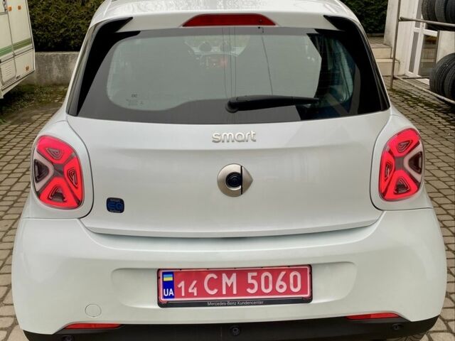 Белый Смарт Форфор, объемом двигателя 0 л и пробегом 25 тыс. км за 9999 $, фото 3 на Automoto.ua