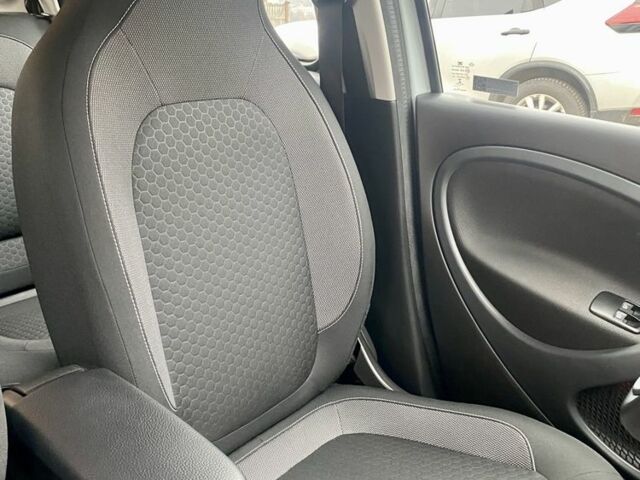 Белый Смарт Форфор, объемом двигателя 0 л и пробегом 25 тыс. км за 9999 $, фото 12 на Automoto.ua