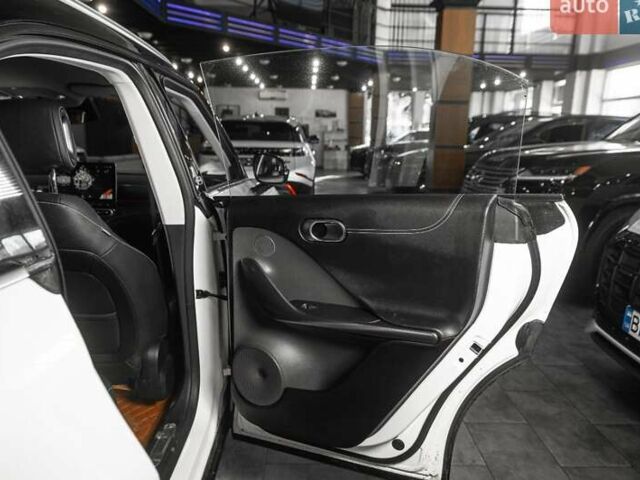 Белый Смарт Форфор, объемом двигателя 0 л и пробегом 56 тыс. км за 18900 $, фото 43 на Automoto.ua