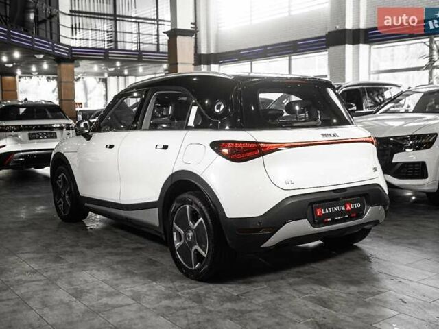 Белый Смарт Форфор, объемом двигателя 0 л и пробегом 56 тыс. км за 18900 $, фото 66 на Automoto.ua