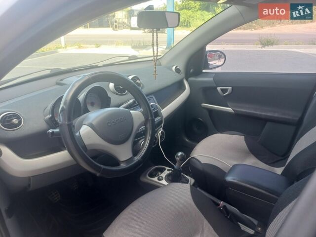 Чорний Смарт Forfour, об'ємом двигуна 1.12 л та пробігом 215 тис. км за 2750 $, фото 17 на Automoto.ua