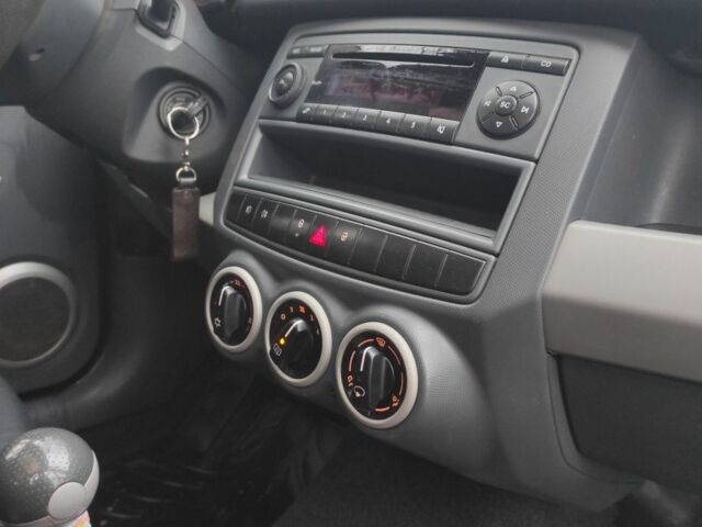 Чорний Смарт Forfour, об'ємом двигуна 1.3 л та пробігом 220 тис. км за 2799 $, фото 6 на Automoto.ua