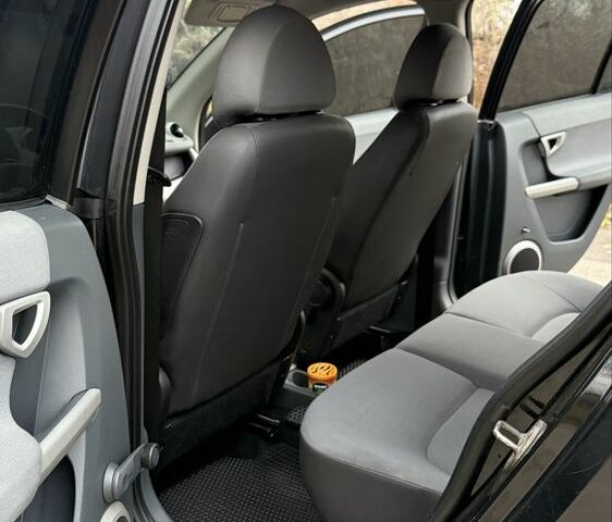 Черный Смарт Форфор, объемом двигателя 1.1 л и пробегом 230 тыс. км за 3800 $, фото 7 на Automoto.ua