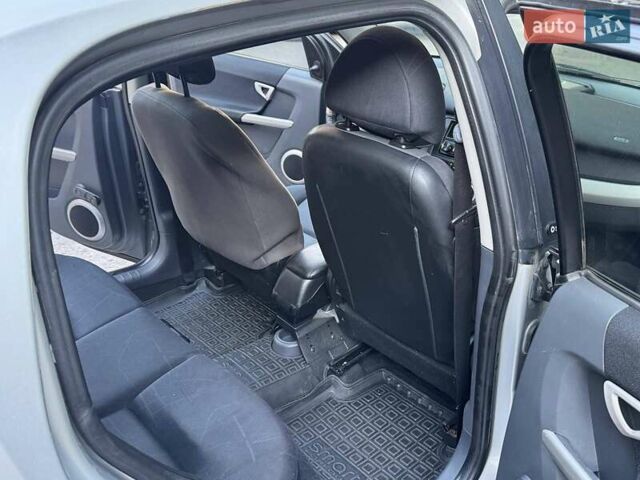 Чорний Смарт Forfour, об'ємом двигуна 1.33 л та пробігом 261 тис. км за 3300 $, фото 10 на Automoto.ua