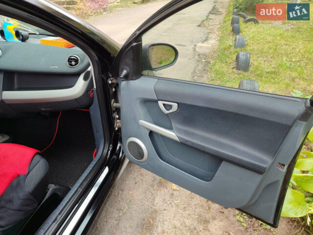 Чорний Смарт Forfour, об'ємом двигуна 1.3 л та пробігом 300 тис. км за 4299 $, фото 11 на Automoto.ua