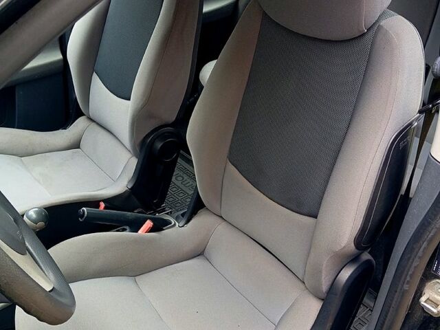 Черный Смарт Форфор, объемом двигателя 1.1 л и пробегом 309 тыс. км за 3400 $, фото 3 на Automoto.ua