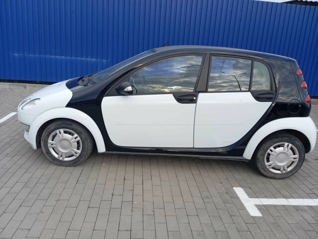 Чорний Смарт Forfour, об'ємом двигуна 1.1 л та пробігом 300 тис. км за 3500 $, фото 1 на Automoto.ua