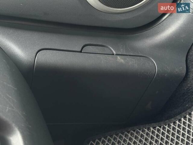 Чорний Смарт Forfour, об'ємом двигуна 1.12 л та пробігом 224 тис. км за 3900 $, фото 25 на Automoto.ua