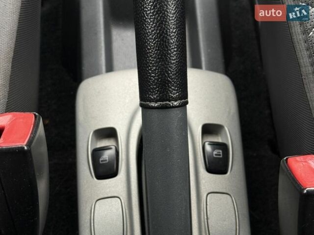 Чорний Смарт Forfour, об'ємом двигуна 1.12 л та пробігом 224 тис. км за 3900 $, фото 20 на Automoto.ua