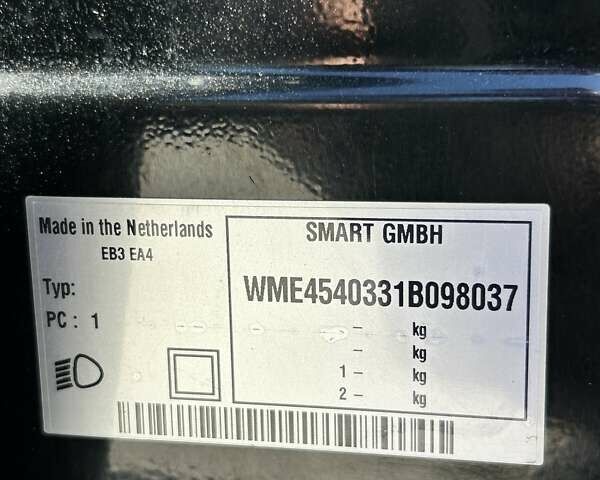 Чорний Смарт Forfour, об'ємом двигуна 1.12 л та пробігом 224 тис. км за 3900 $, фото 26 на Automoto.ua