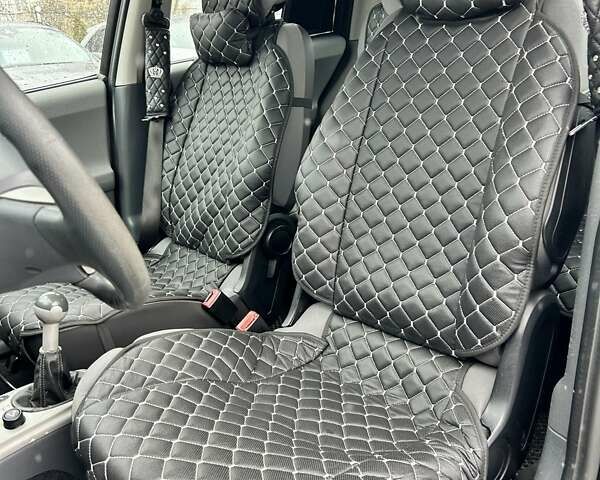 Чорний Смарт Forfour, об'ємом двигуна 1.12 л та пробігом 224 тис. км за 3900 $, фото 20 на Automoto.ua