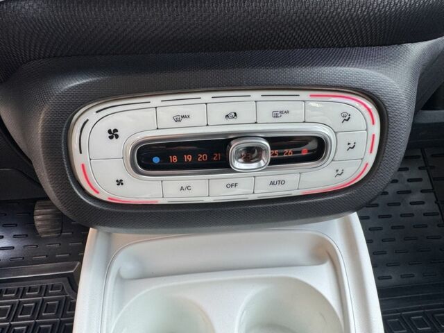 Черный Смарт Форфор, объемом двигателя 1 л и пробегом 80 тыс. км за 5850 $, фото 14 на Automoto.ua