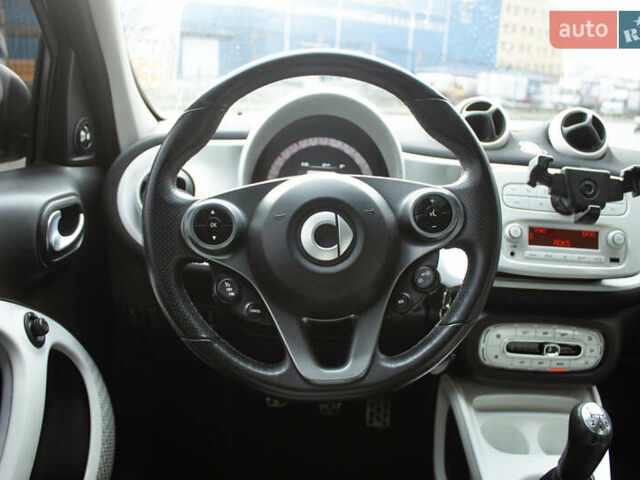 Чорний Смарт Forfour, об'ємом двигуна 1 л та пробігом 77 тис. км за 7700 $, фото 24 на Automoto.ua