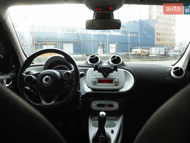 Чорний Смарт Forfour, об'ємом двигуна 1 л та пробігом 77 тис. км за 7700 $, фото 23 на Automoto.ua