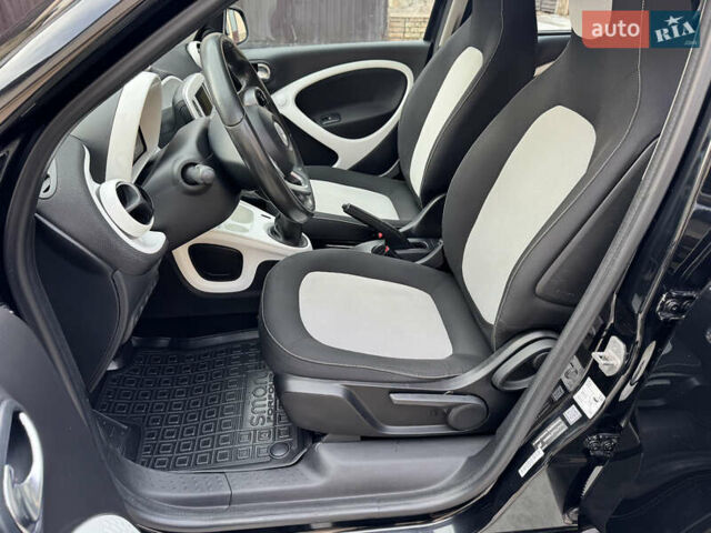 Чорний Смарт Forfour, об'ємом двигуна 1 л та пробігом 80 тис. км за 5850 $, фото 16 на Automoto.ua
