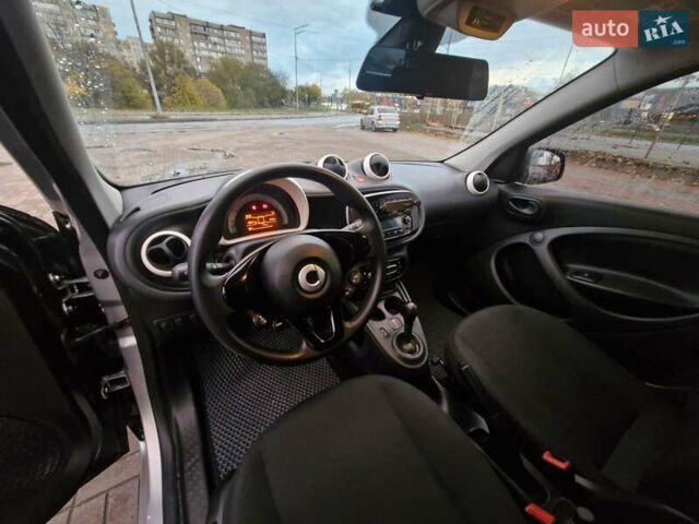 Смарт Форфор 2016 в Киеве на Automoto.ua Черный Смарт Форфор, объемом двигателя 1 л и пробегом 69 тыс. км за 9000 $, фото 2 на Automoto.ua