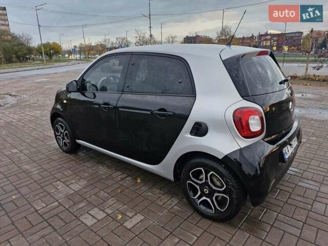 Смарт Форфор 2016 в Киеве на Automoto.ua Черный Смарт Форфор, объемом двигателя 1 л и пробегом 69 тыс. км за 9000 $, фото 5 на Automoto.ua
