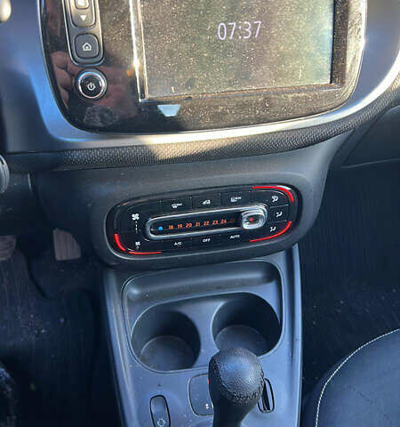 Чорний Смарт Forfour, об'ємом двигуна 0.9 л та пробігом 84 тис. км за 9000 $, фото 2 на Automoto.ua