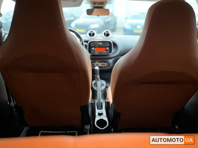 Чорний Смарт Forfour, об'ємом двигуна 1 л та пробігом 68 тис. км за 10890 $, фото 17 на Automoto.ua