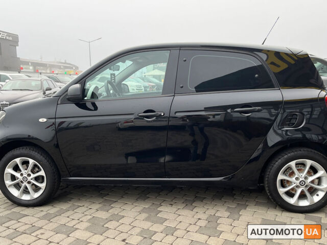 Чорний Смарт Forfour, об'ємом двигуна 1 л та пробігом 68 тис. км за 10890 $, фото 3 на Automoto.ua