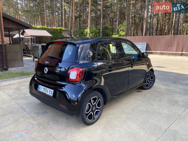 Чорний Смарт Forfour, об'ємом двигуна 0 л та пробігом 35 тис. км за 10000 $, фото 5 на Automoto.ua