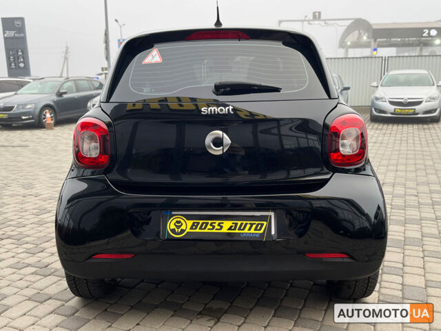 Чорний Смарт Forfour, об'ємом двигуна 1 л та пробігом 68 тис. км за 10890 $, фото 5 на Automoto.ua