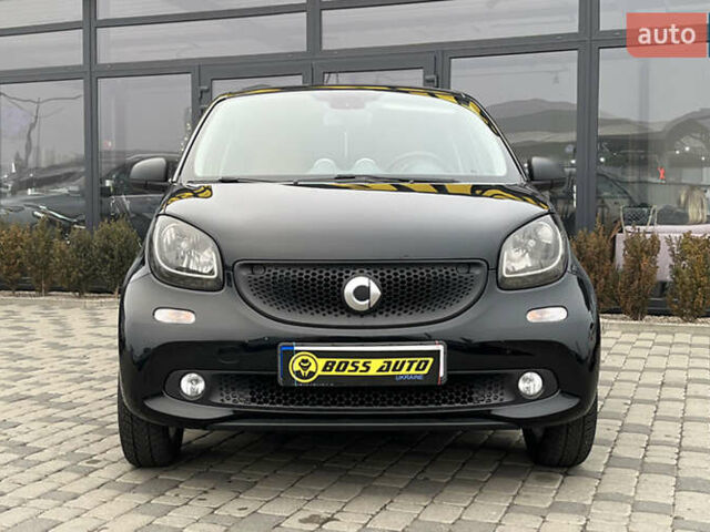 Чорний Смарт Forfour, об'ємом двигуна 1 л та пробігом 68 тис. км за 10890 $, фото 1 на Automoto.ua