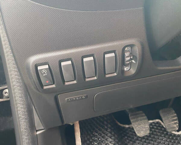 Черный Смарт Форфор, объемом двигателя 0.9 л и пробегом 58 тыс. км за 7999 $, фото 15 на Automoto.ua